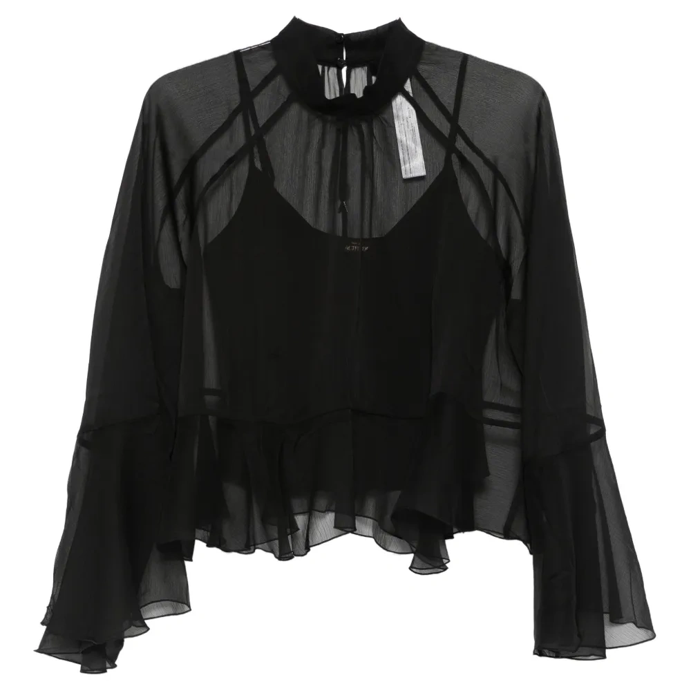 Топ с высоким воротником и оборками Топ с высоким воротником и оборками