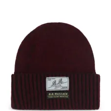 Шапка-бини с нашивкой-логотипом