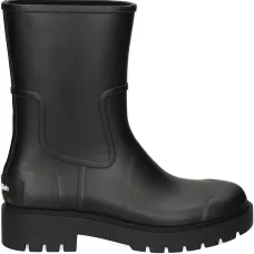 Грубые резиновые сапоги