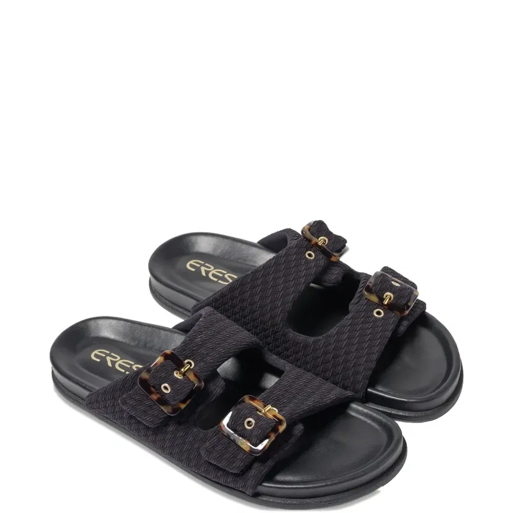 Шлепанцы Izia с пряжками