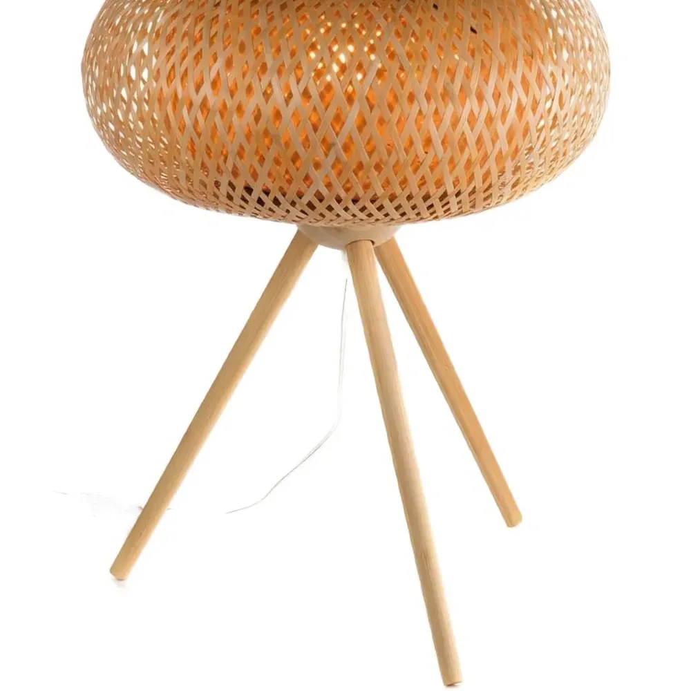 Настольная лампа tripod