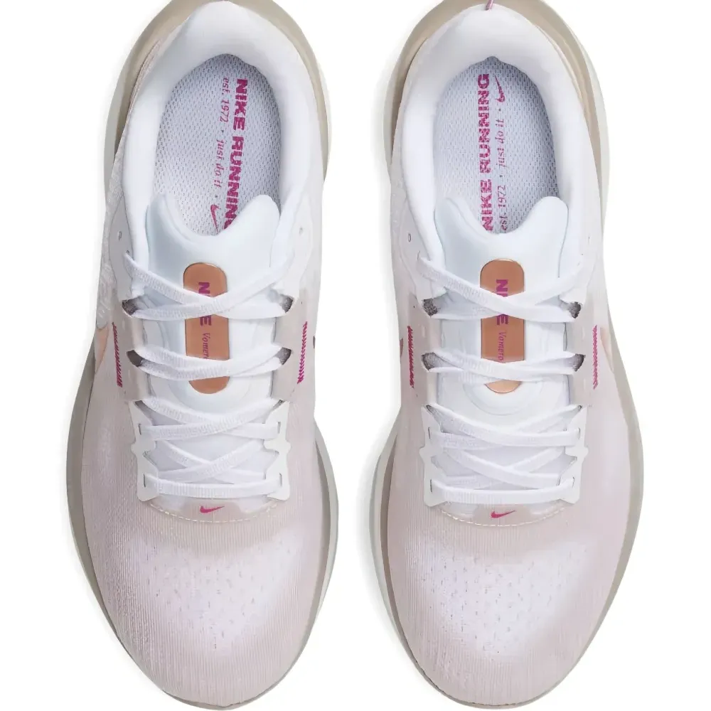 Кроссовки Vomero 17