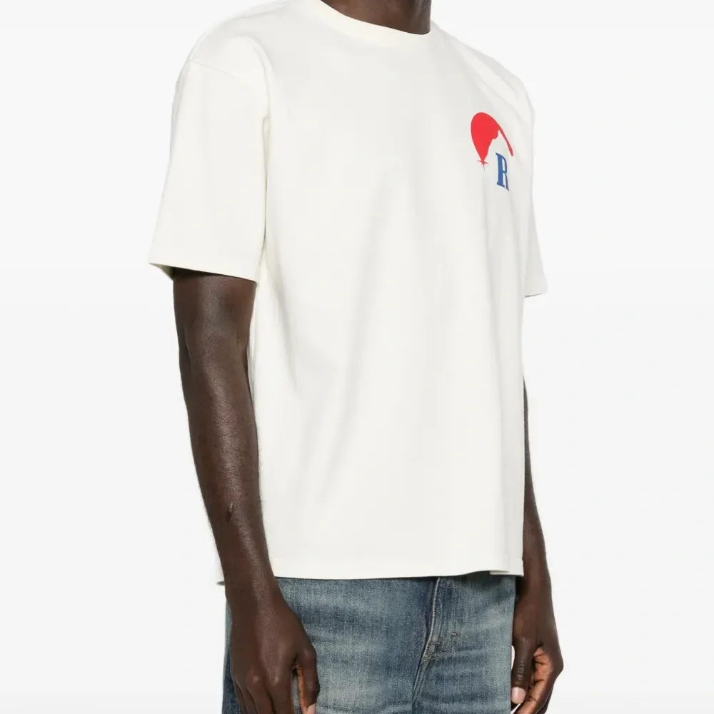 Футболка с принтом