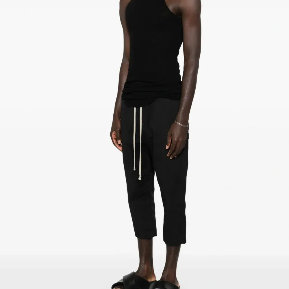 Трикотажная майка в рубчик