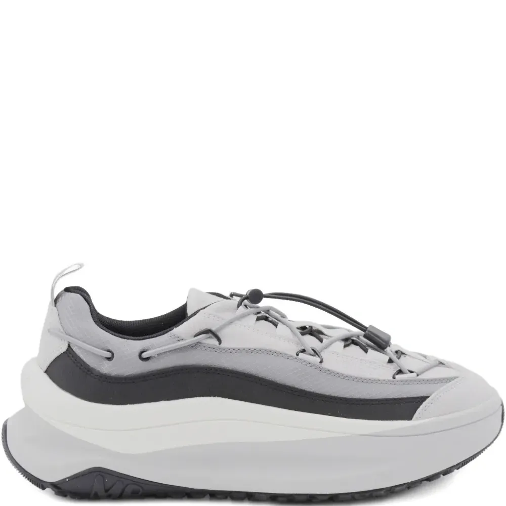 Кроссовки с застежкой на шнуровке Кроссовки с застежкой на шнуровке