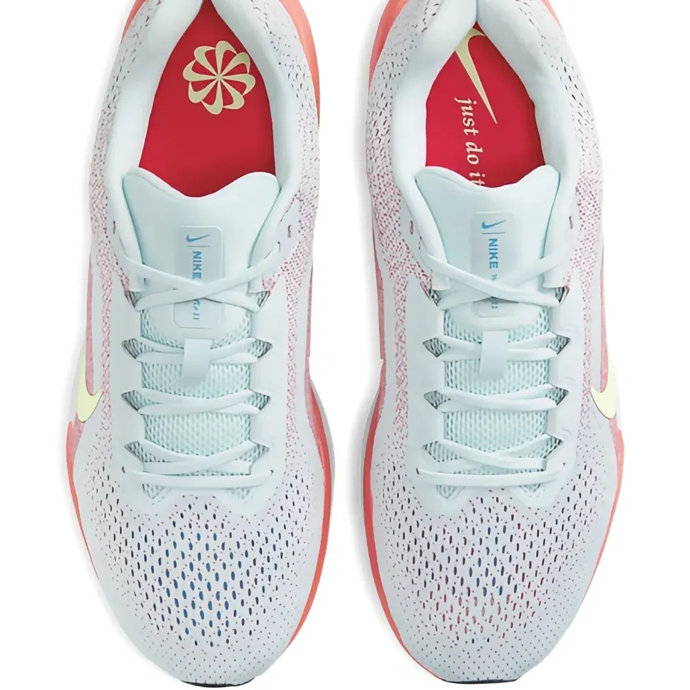 Кроссовки Winflo 11