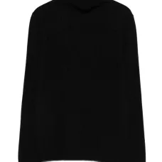 Свитер с воротником-гольф