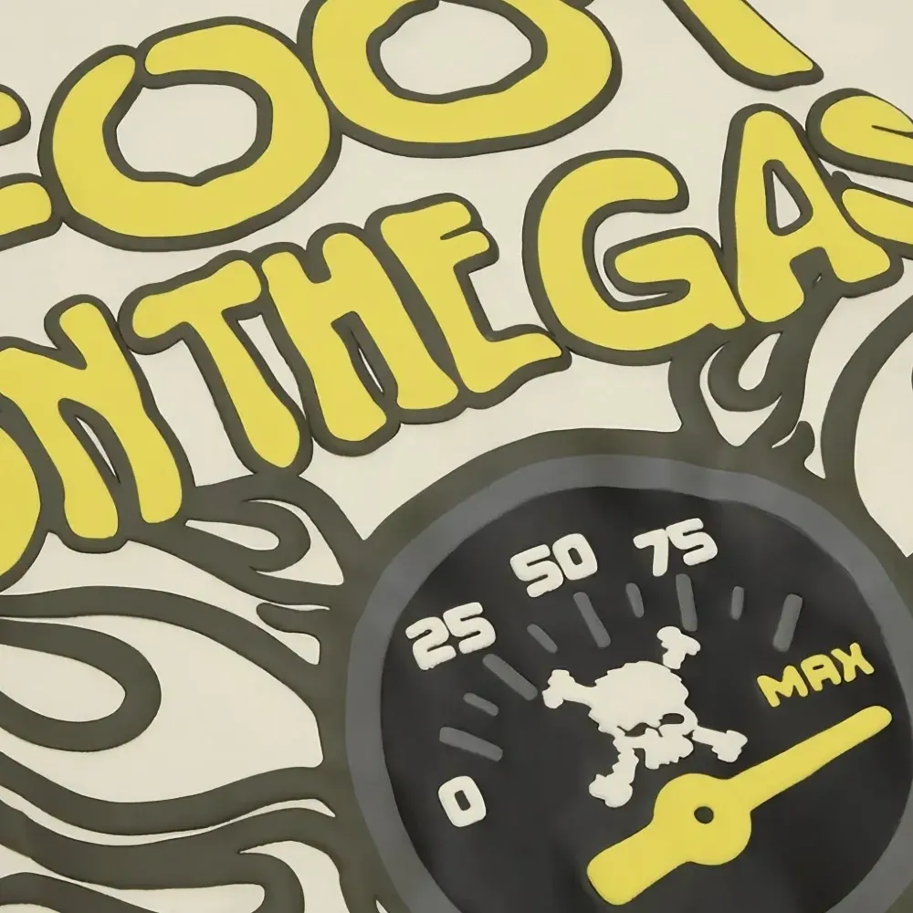 Футболка Foot On The Gas