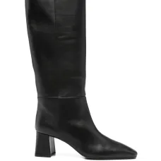 Ботфорты на каблуке с квадратным носком