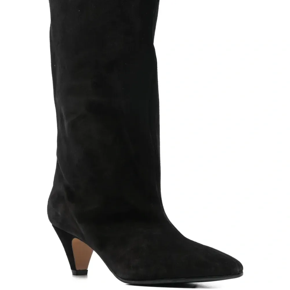 Ботильоны с заостренным носком