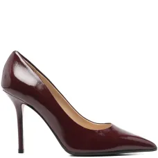 Туфли-лодочки с заостренным носком Туфли-лодочки с заостренным носком