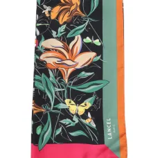 Платок с цветочным принтом Платок с цветочным принтом
