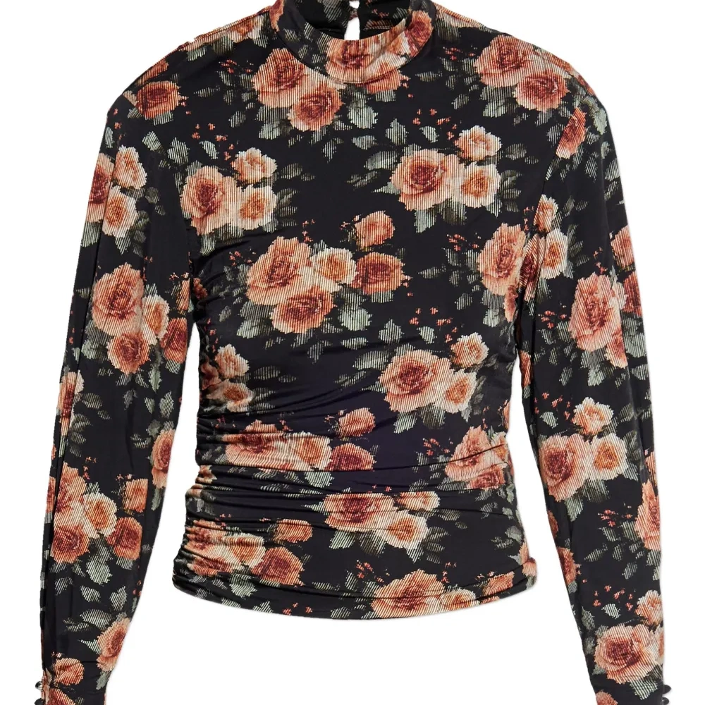 Топ со сборками и цветочным принтом Топ со сборками и цветочным принтом