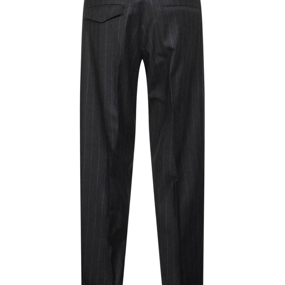 Брюки в полоску с прорезными карманами