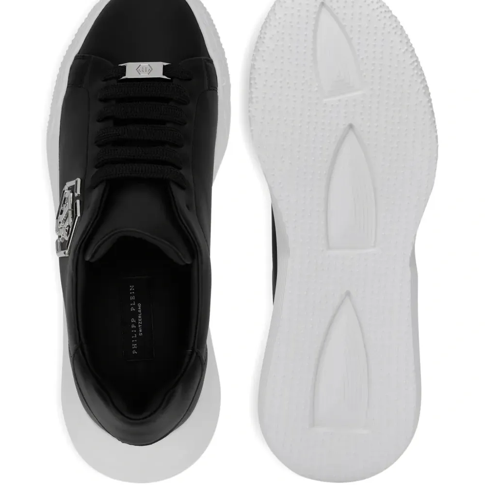 Кроссовки hexagon