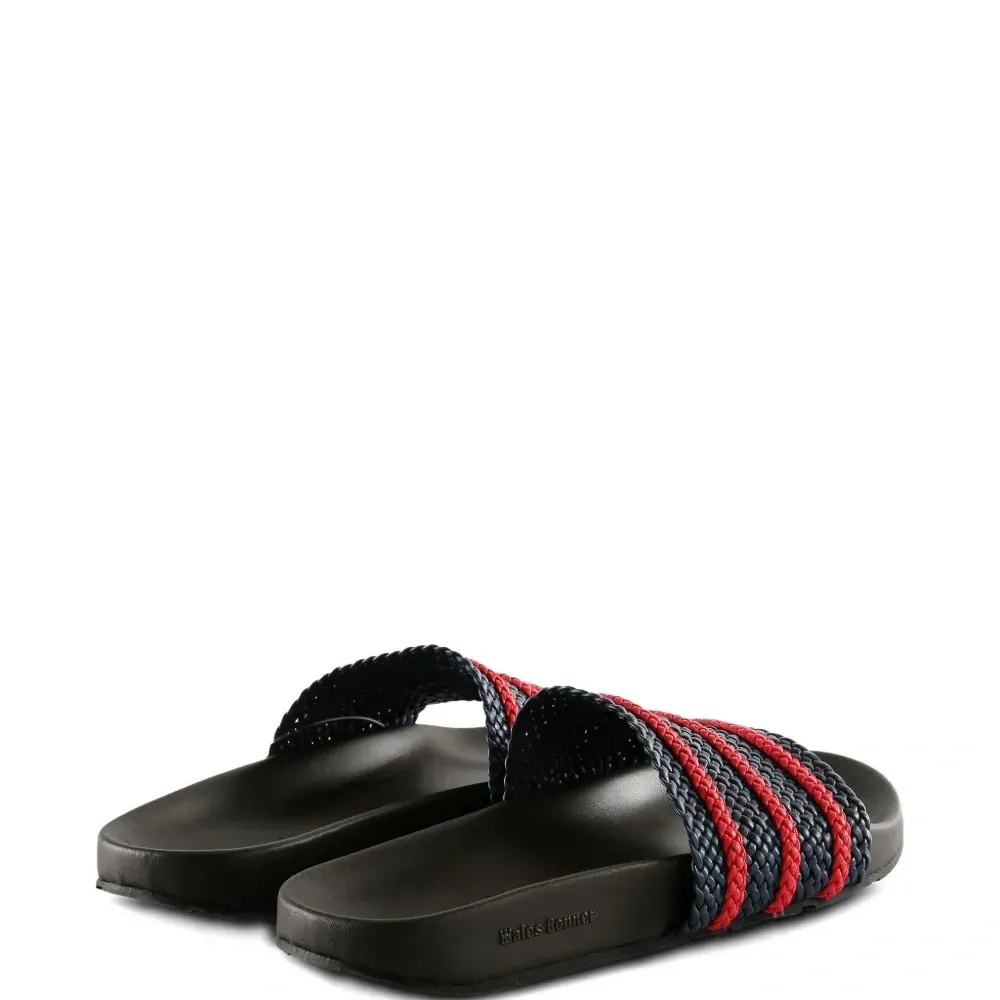 Шлепанцы Adilette из коллаборации с Wales Bonner