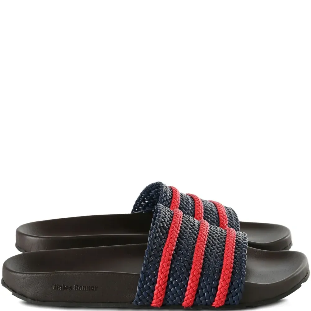 Шлепанцы Adilette из коллаборации с Wales Bonner