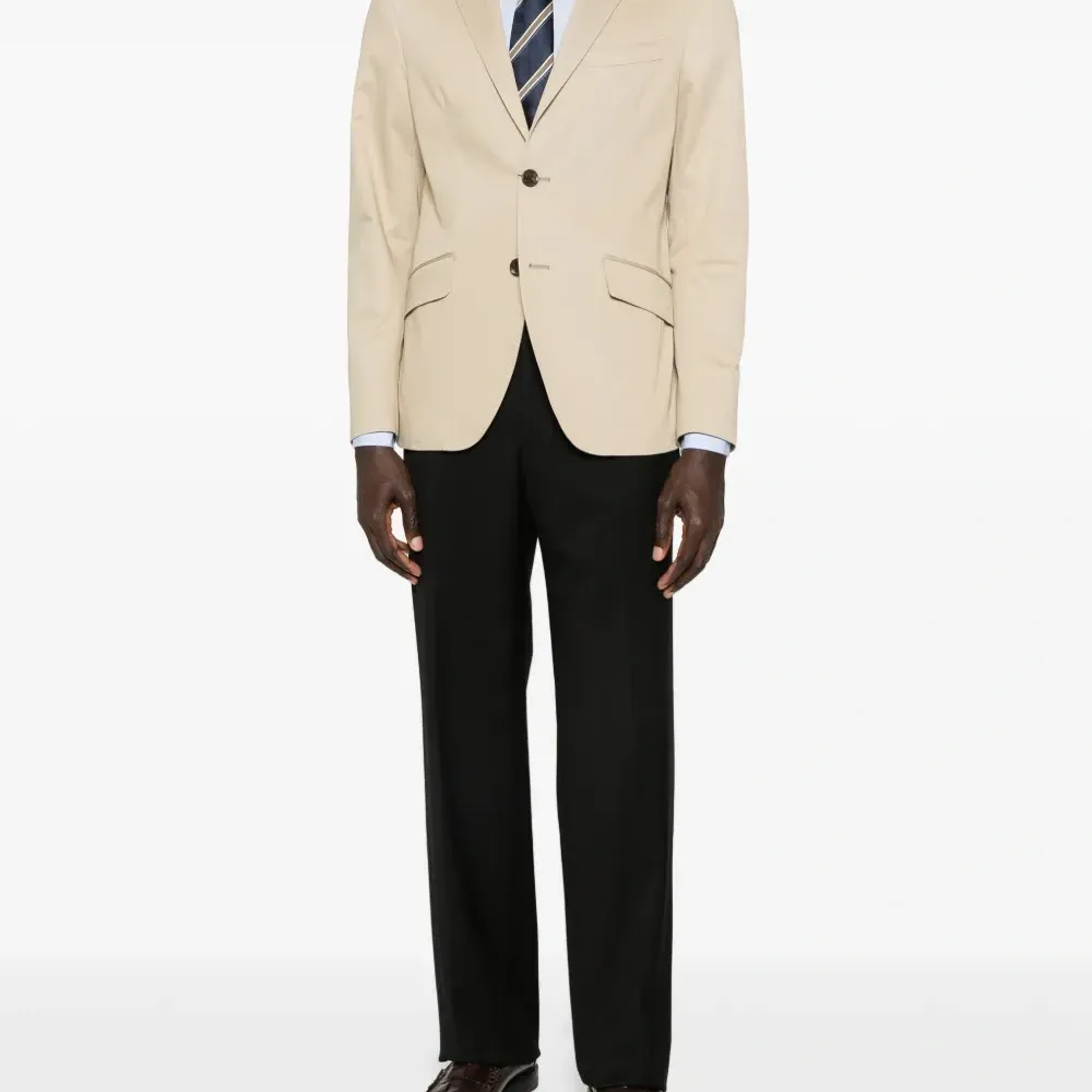 Брюки прямого кроя с потайной застежкой