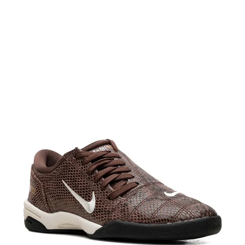 Кроссовки Total 90 SE со змеиным принтом