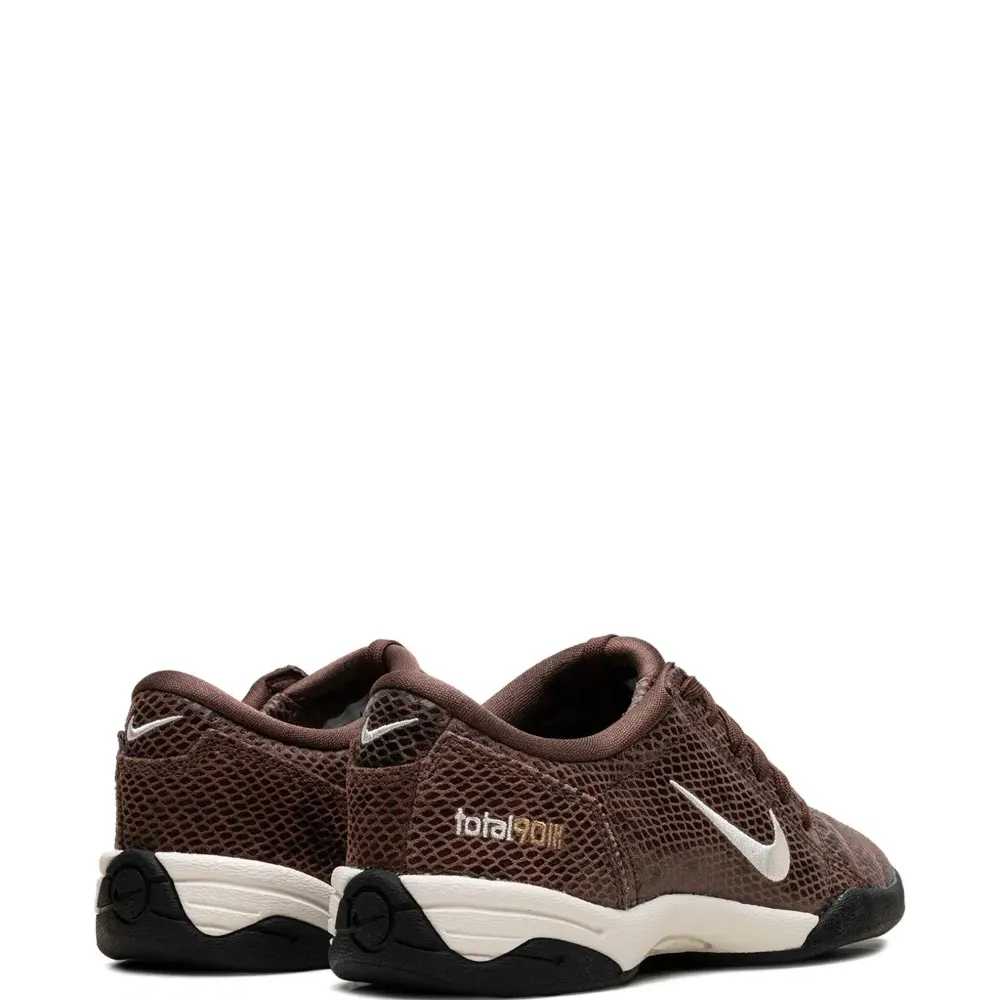 Кроссовки Total 90 SE со змеиным принтом