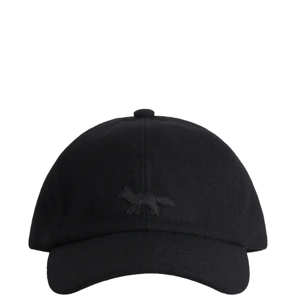 Бейсболка с принтом