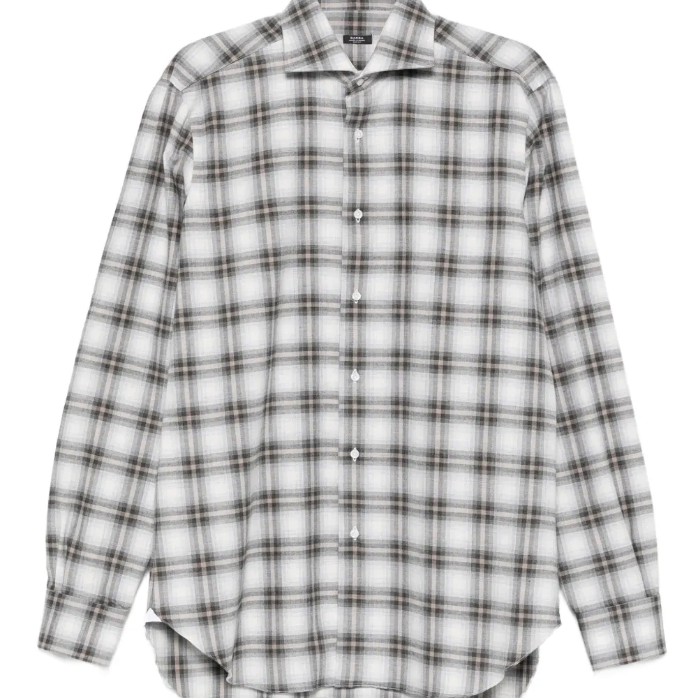 Клетчатая рубашка