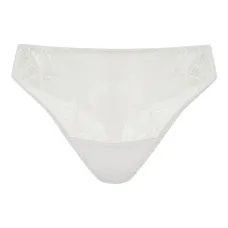 Трусы-стринги с кружевом