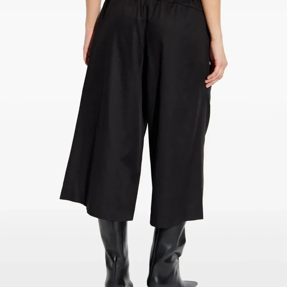 Брюки с эластичным поясом