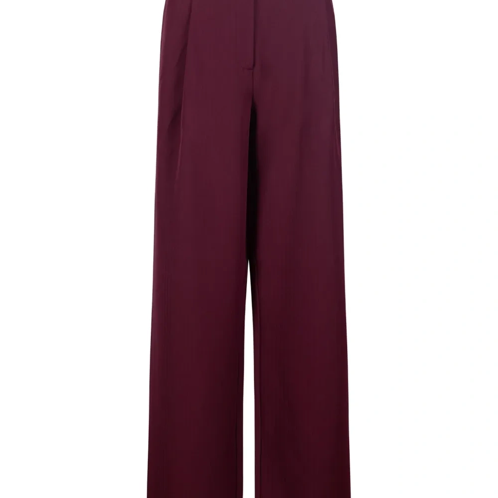 Брюки со складками