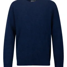 Свитер с круглым вырезом