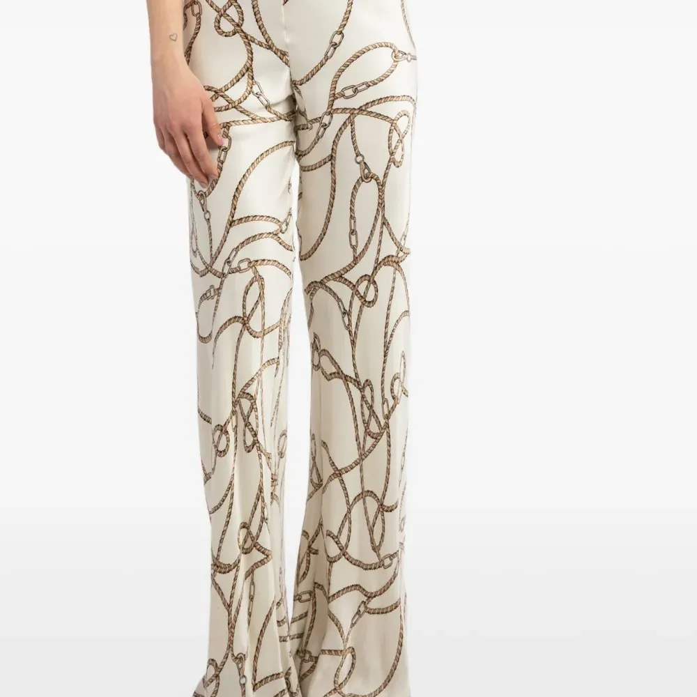 Брюки с принтом