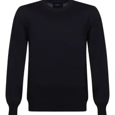 Свитер с круглым вырезом