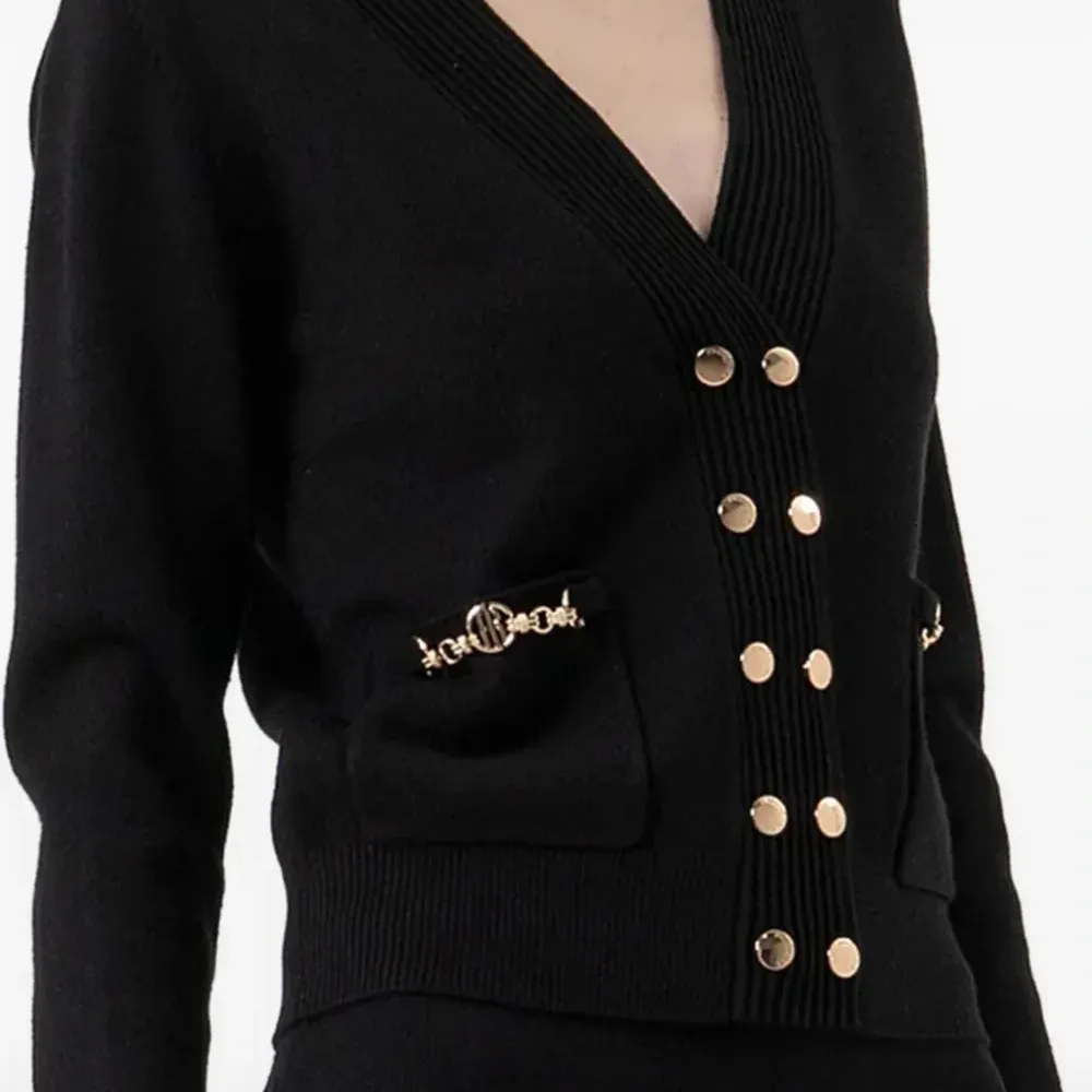 Кардиган на пуговицах