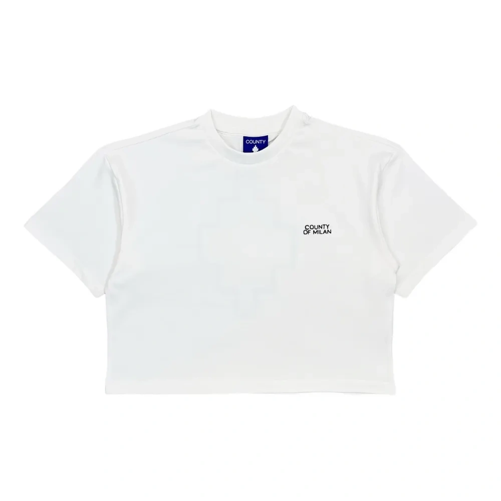 Футболка с вышитым логотипом