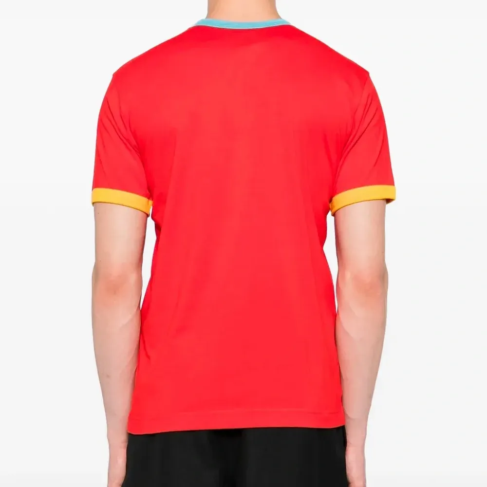 Футболка с контрастной отделкой