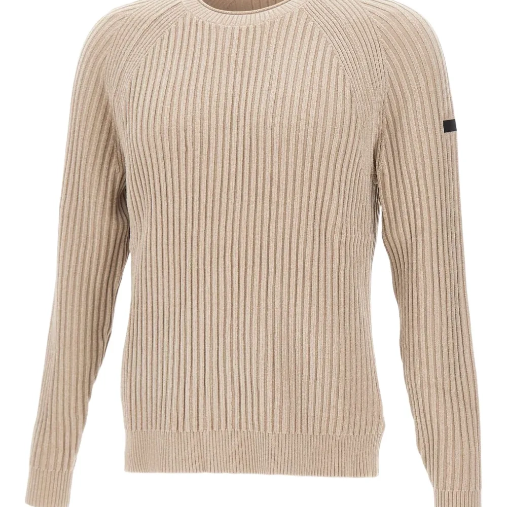 Свитер с нашивкой-логотипом