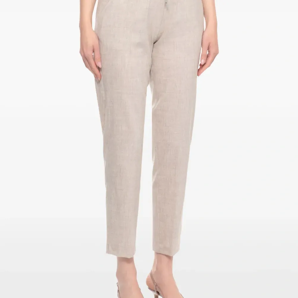 Зауженные брюки с кулиской Зауженные брюки с кулиской