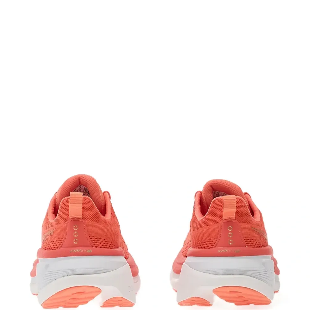 Кроссовки Hurricane 25 на шнуровке