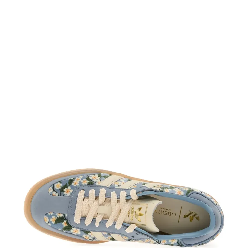 Кроссовки Sanbae с цветочным принтом из коллаборации с Liberty London