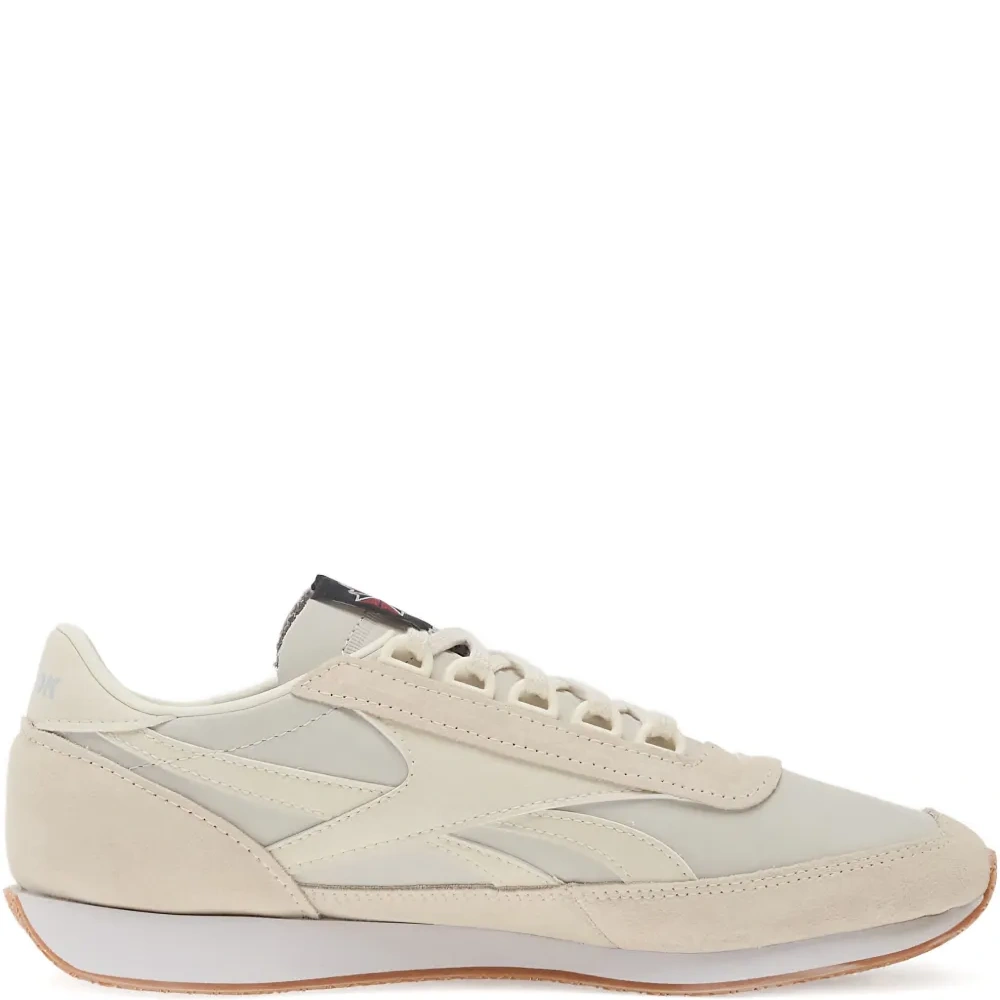 Кроссовки Camargue на шнуровке