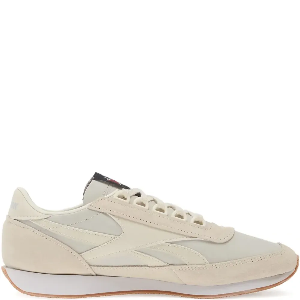 Кроссовки Camargue на шнуровке