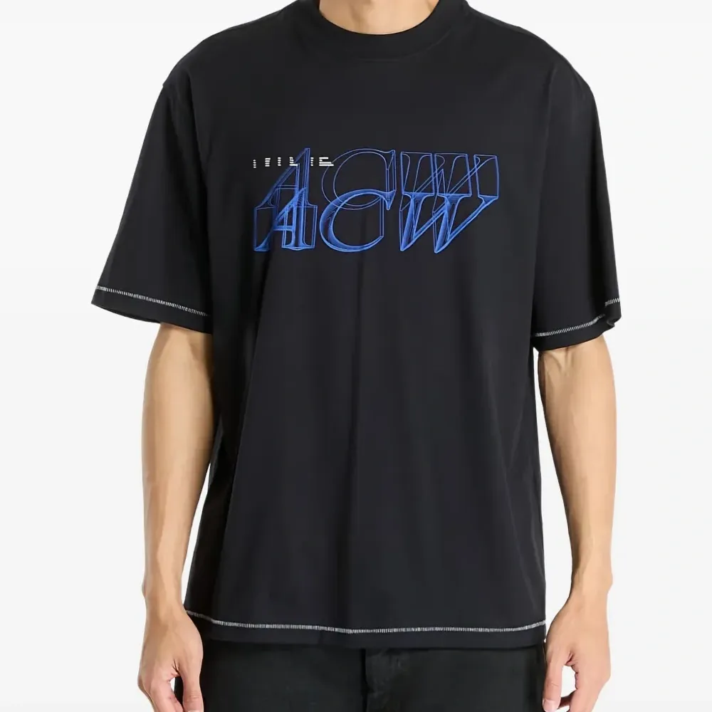 Футболка с контрастной строчкой Serif