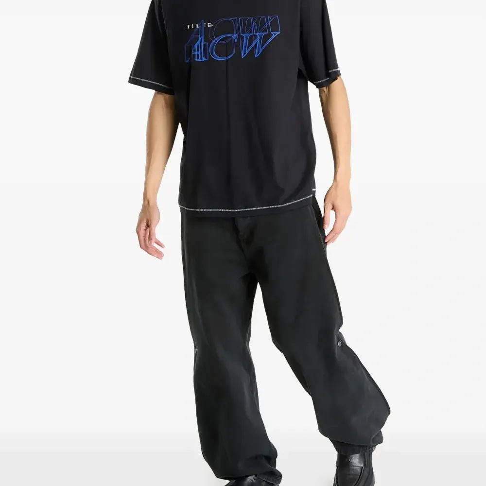 Футболка с контрастной строчкой Serif