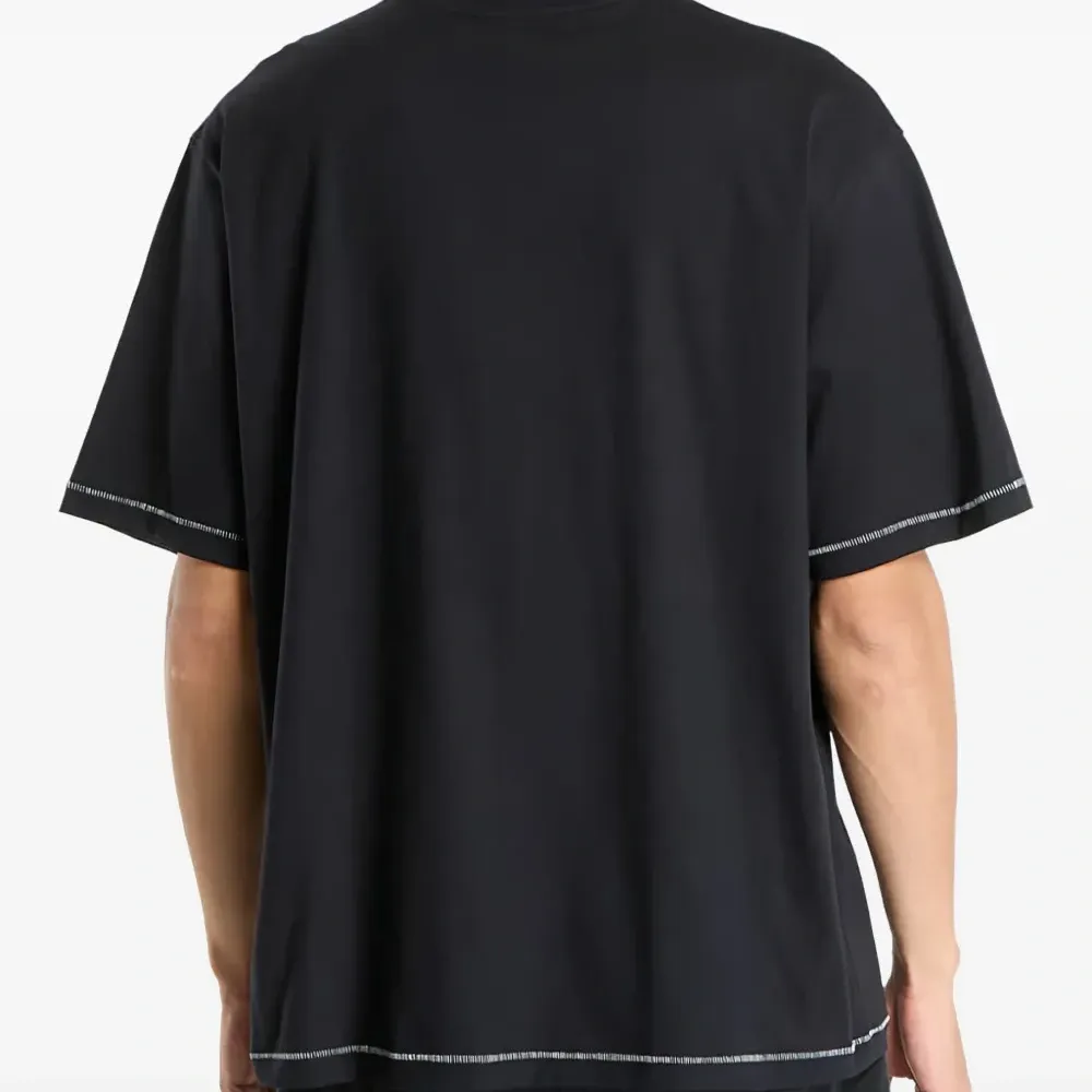 Футболка с контрастной строчкой Serif