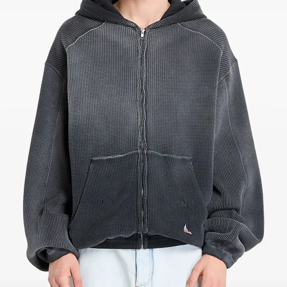 Толстовка с эффектом выцветания и вафельной текстурой Bee Sun