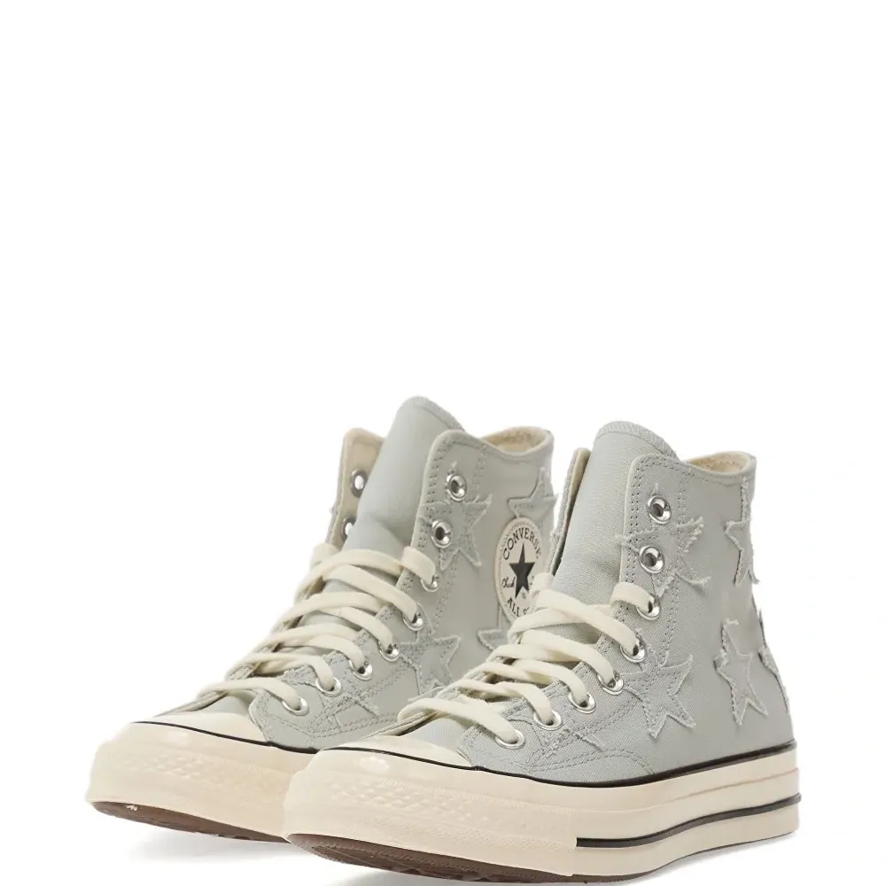 Кеды Chuck 70 на шнуровке с звездным мотивом