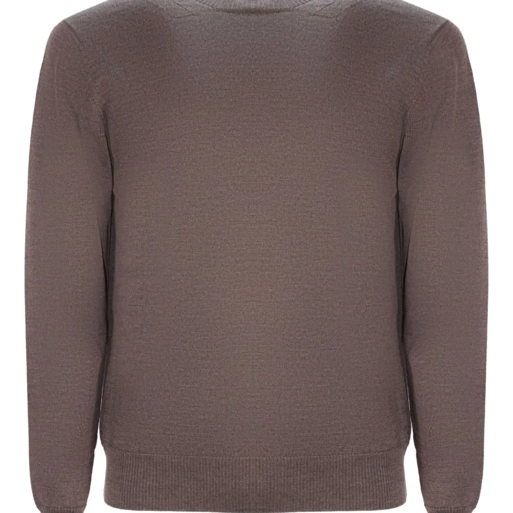 Шерстяной свитер с круглым вырезом