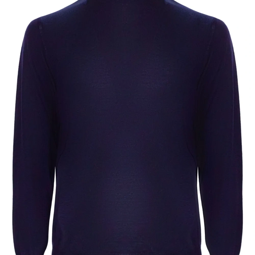 Свитер с высоким воротником из натуральной шерсти