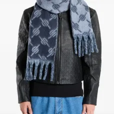 Шарф Riyo с бахромой и монограммой