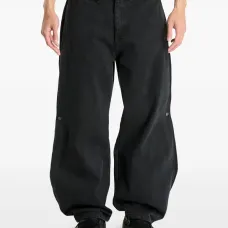 Брюки на пуговицах